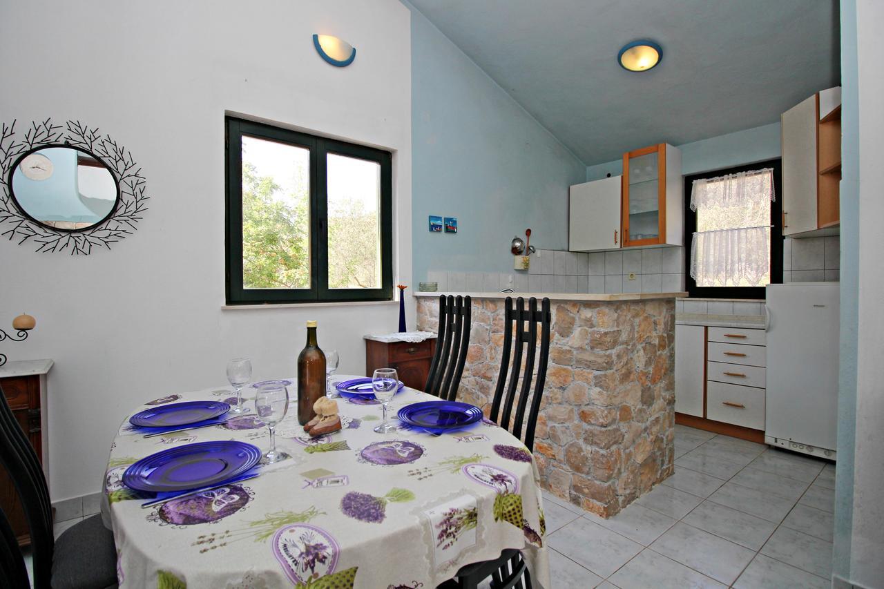 Guest House Beverin Сали Экстерьер фото